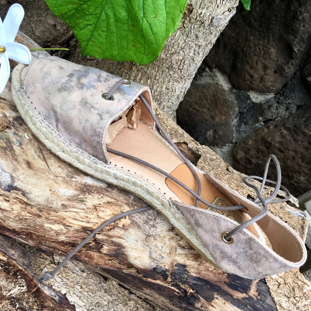 🍂 MADE IN SPAIN 2PC LEATHER ESPADRILLES🍂 - Picture 2 of 6